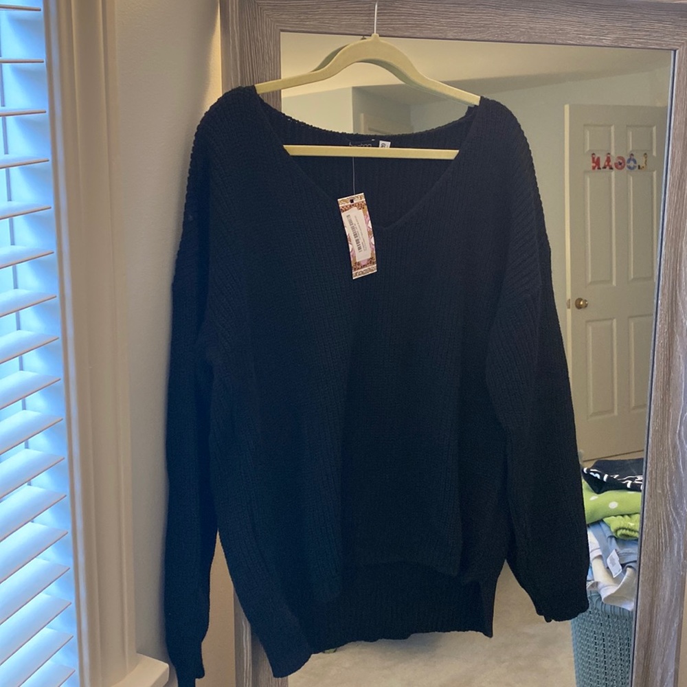 Boohoo black sweater